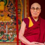 かつては、チベット仏教の高僧と支那の皇帝の個人的な関係しかなかった
